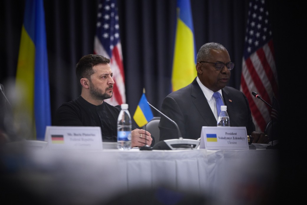 Президент України Володимир Зеленський та міністр оборони США Ллойд Остін