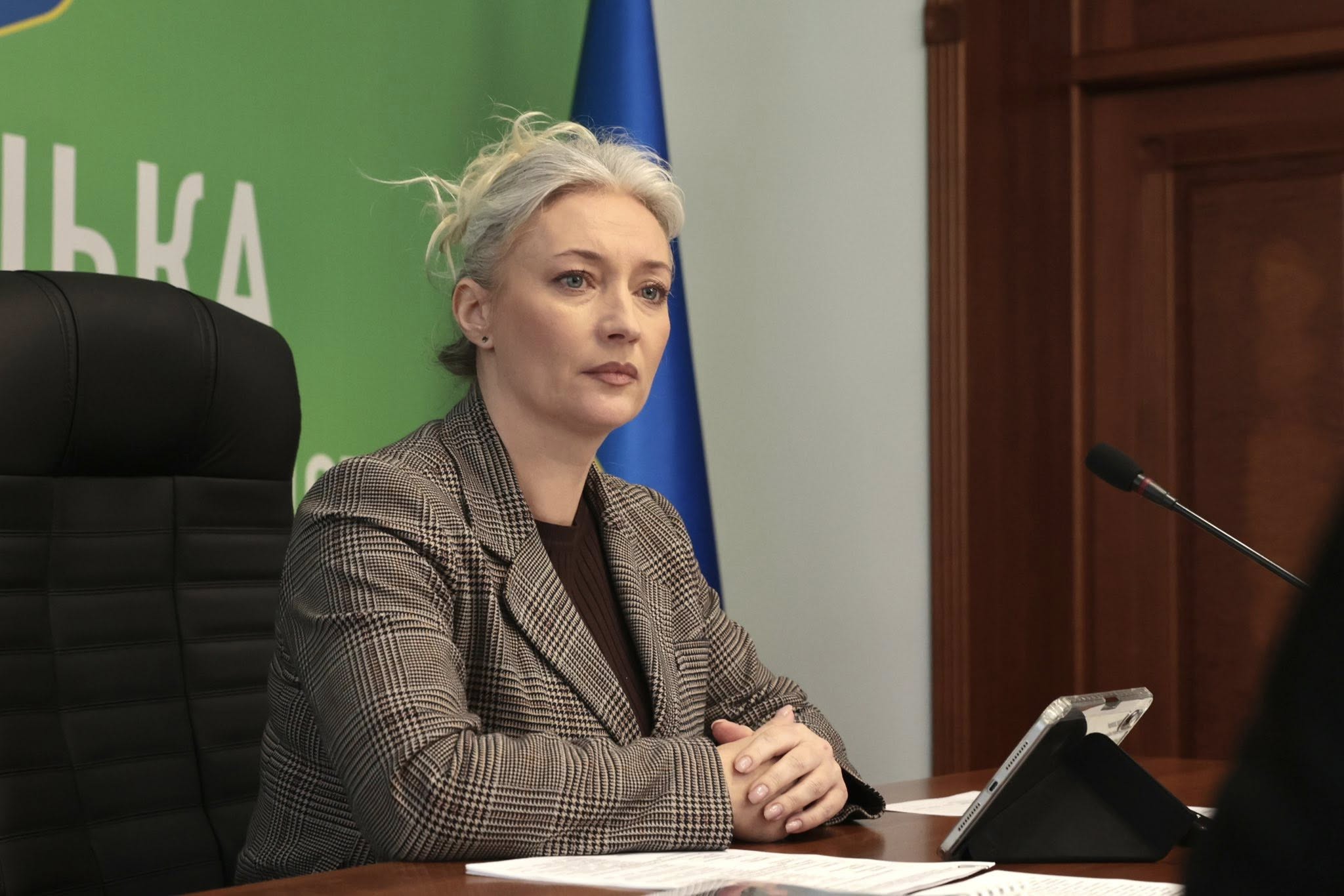 Начальниця ОВА Наталя Заболотна обговорила з керівниками громад Вінниччини та начальниками районних військових адміністрацій питання життєдіяльності громад, медицини, соціальних послуг та безпеки на дорогах