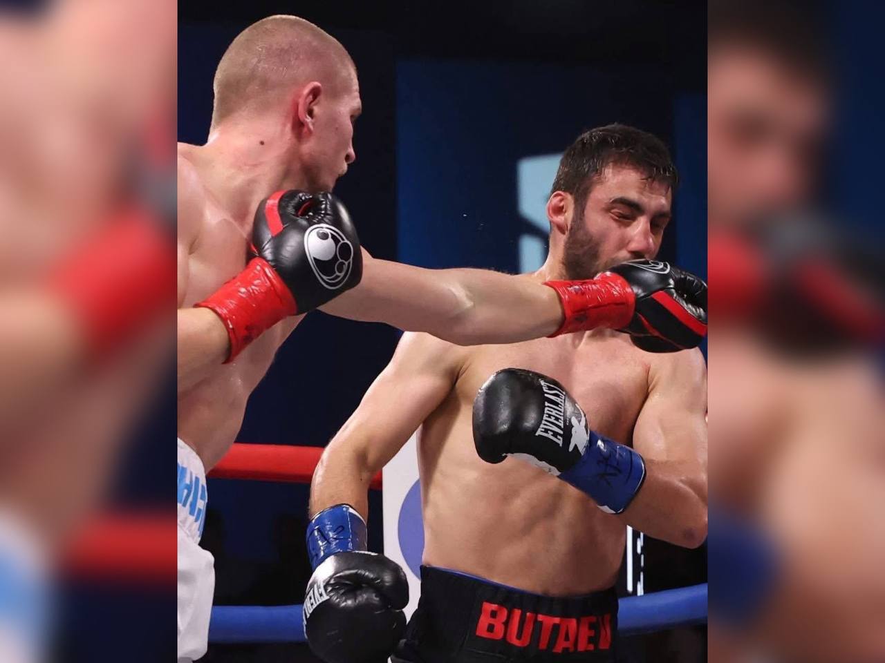 Боксери під час поєдинку