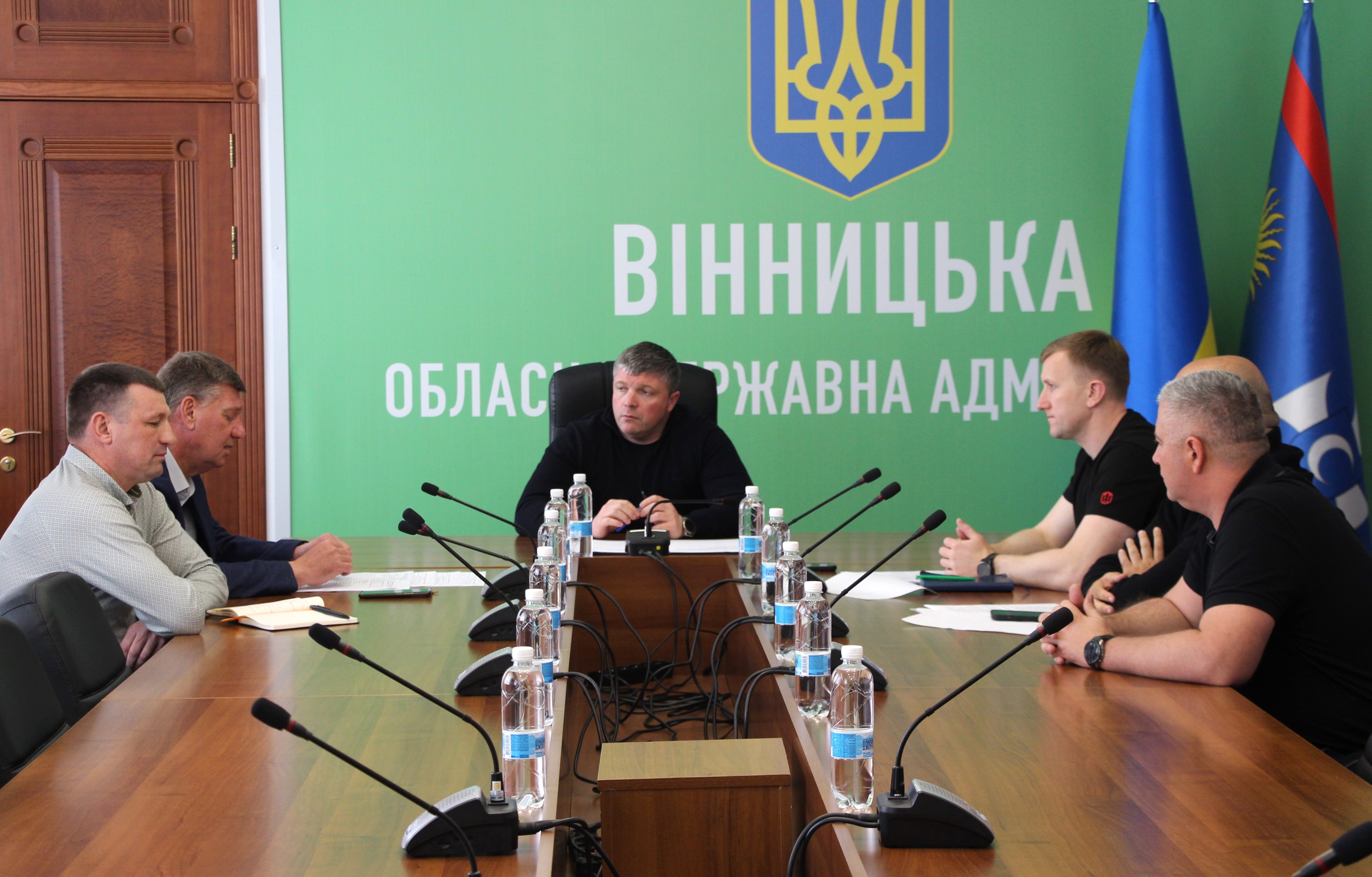 Заступник Начальника ОВА Олександр Піщик та учасники наради