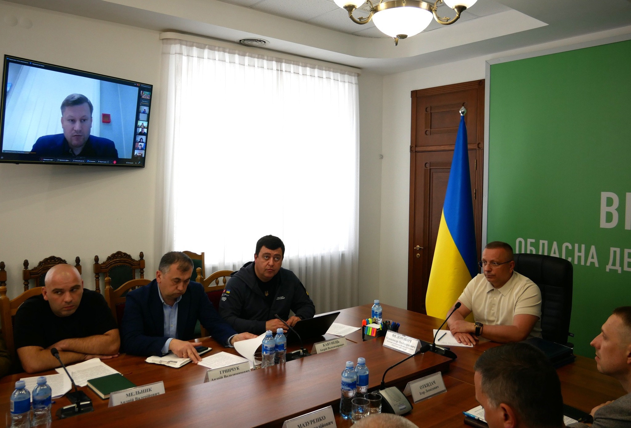 заступник начальника ОВА Олександр Федорович, заступник начальника ОВА (CDTO) Андрій Кавунець та учасники наради