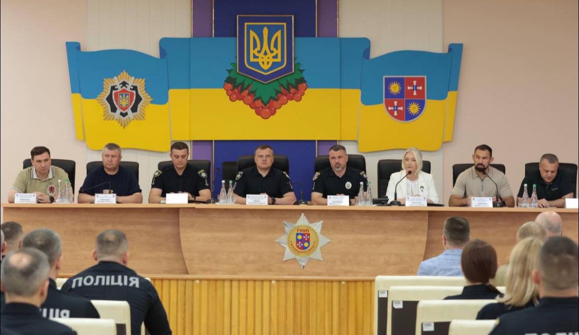 Перша заступниця Начальника ОВА Наталя Заболотна та учасники заходу