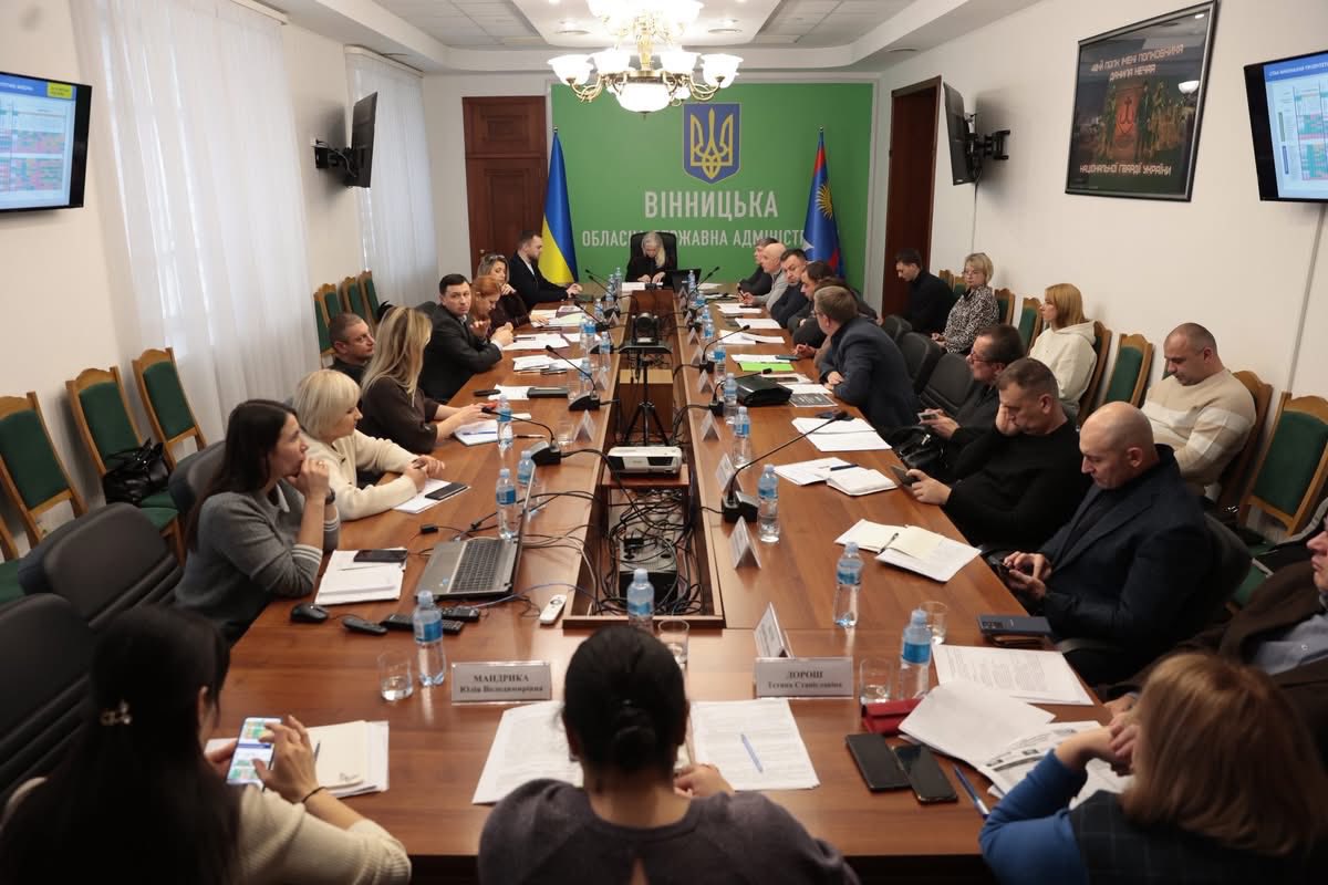 Перша заступниця начальника ОВА Наталя Заболотна та учасники заходу