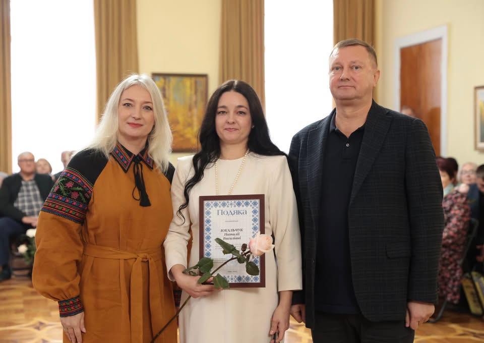 Перша заступниця начальника ОВА Наталя Заболотна, заступник голови обласної Ради Ігор Івасюк та учасники заходу