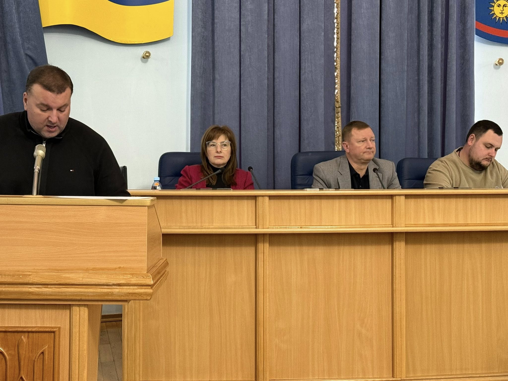 Два дні поспіль у Вінницькій обласній Раді оцінювали діяльність керівників медичних закладів за 2025 рік