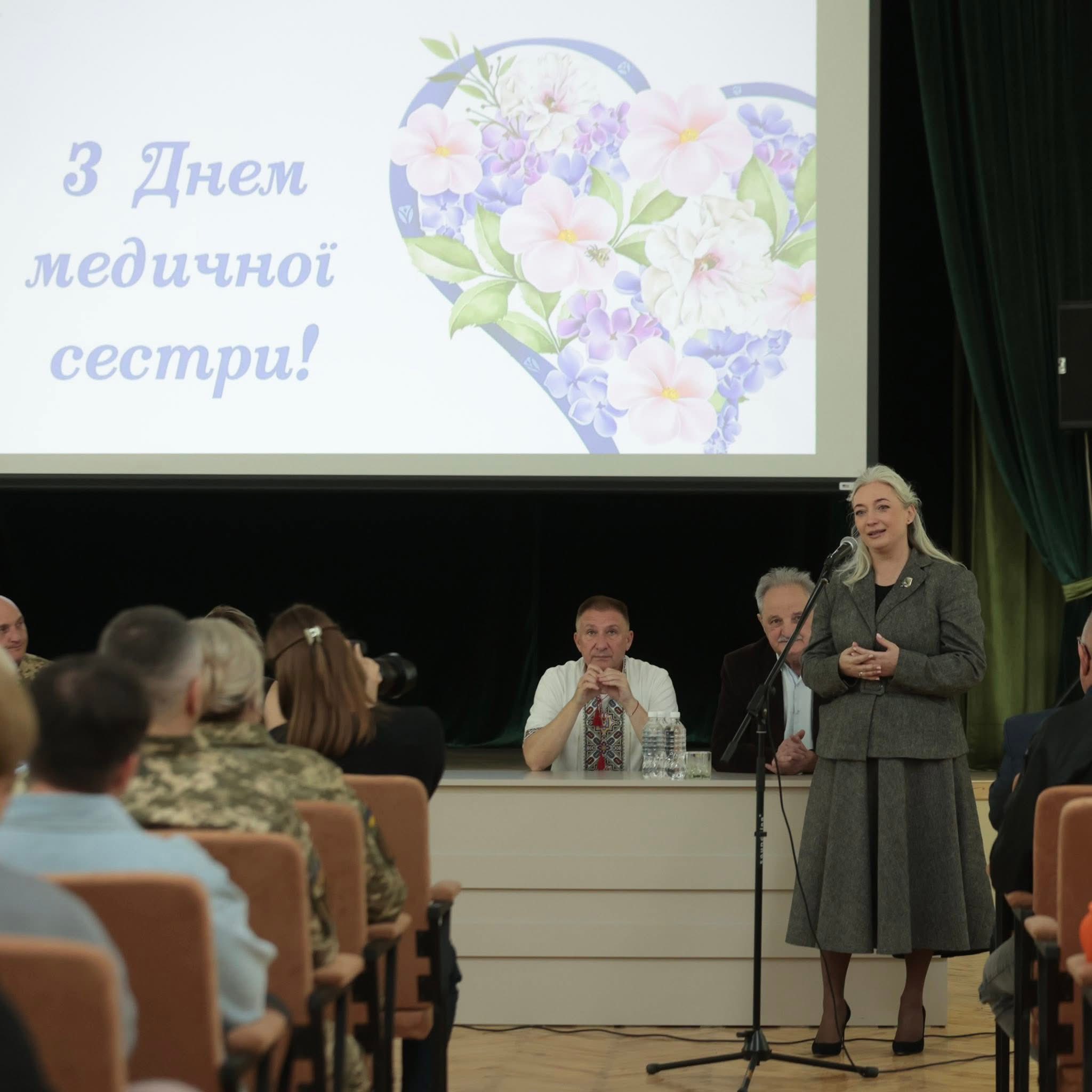 На Вінниччині відзначили медичних сестер і медичних братів з професійним святом