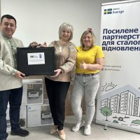 Заступник Начальника ОВА Андрій Кавунець,  координаторка Програми розвитку ООН у Вінницькій області Анастасія Ланіна та керівниця ЦНАПу Світлана Ткачук 