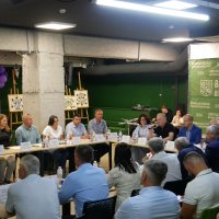 Загальне фото членів колегії Департаменту, запрошених представників громадських організацій та сільгоспвиробників