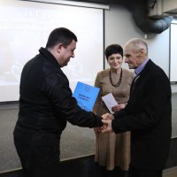 заступник Начальника ОВА Андрій Кавунець, начальник Управління соціально-гуманітарної політики Вінницької обласної Ради Надія Марусяк та учасник заходу