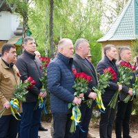 Кеврінвики ОВА, обласної Ради та міста під час покладання