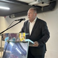 На фото виступає в.о.директора Інституту кормів та сільського господарства Поділля НААН України Олександр Корнійчук