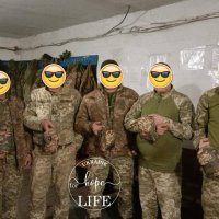 Фото військовослужбовців з тактичними аптечками