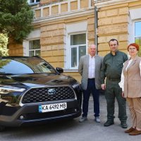 Всесвітня організація охорони здоров'я передала автівку Toyota Corolla Cross HYBRID для Вінницької обласної клінічної психоневрологічної лікарні ім. акад. О.І. Ющенка