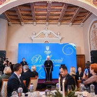  Фото учасників молитовного сніданку