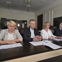 Учасники зустрічі