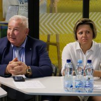 голова Громадської ради при ОВА Пилип Прудиус та учасниця заходу