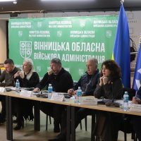 Перша заступниця начальника ОВА Наталя Заболотна, заступники начальника ОВА Сергій Здітовецький та Олександр Піщик та учасники наради