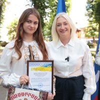 Перша заступниця начальника ОВА Наталя Заболотна та учасниця зустрічі