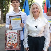 Перша заступниця начальника ОВА Наталя Заболотна та учасник зустрічі