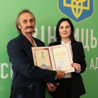 народна депутатка України Ірина Борзова та учасник нагородження