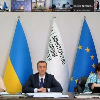 Міністр охорони здоров’я  Віктор Ляшко та учасники засідання