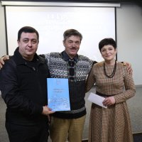 заступник Начальника ОВА Андрій Кавунець, начальник Управління соціально-гуманітарної політики Вінницької обласної Ради Надія Марусяк та учасник заходу