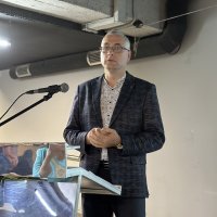 На фото виступає представник "Страхової компанії "ПЗУ УКРАЇНА" Віталій Леонтієв