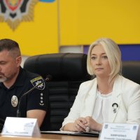Перша заступниця начальника ОВА Наталя Заболотна та учасник заходу