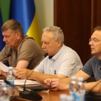 Учасники наради