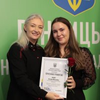 Перша заступниця начальника ОВА Наталя Заболотна та учасниця заходу