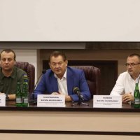 Начальник ОВА Сергій Борзов та учасники зустрічі