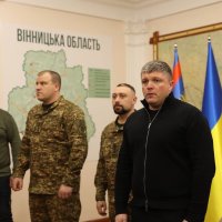 Заступник Начальника ОВА Олександр Піщик та люди в залі