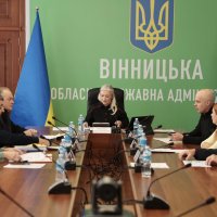 Перша заступниця начальника ОВА Наталя Заболотна, заступник начальника ОВА Сергій Здітовецький, представники структурних підрозділів ОВА та учасники заходу